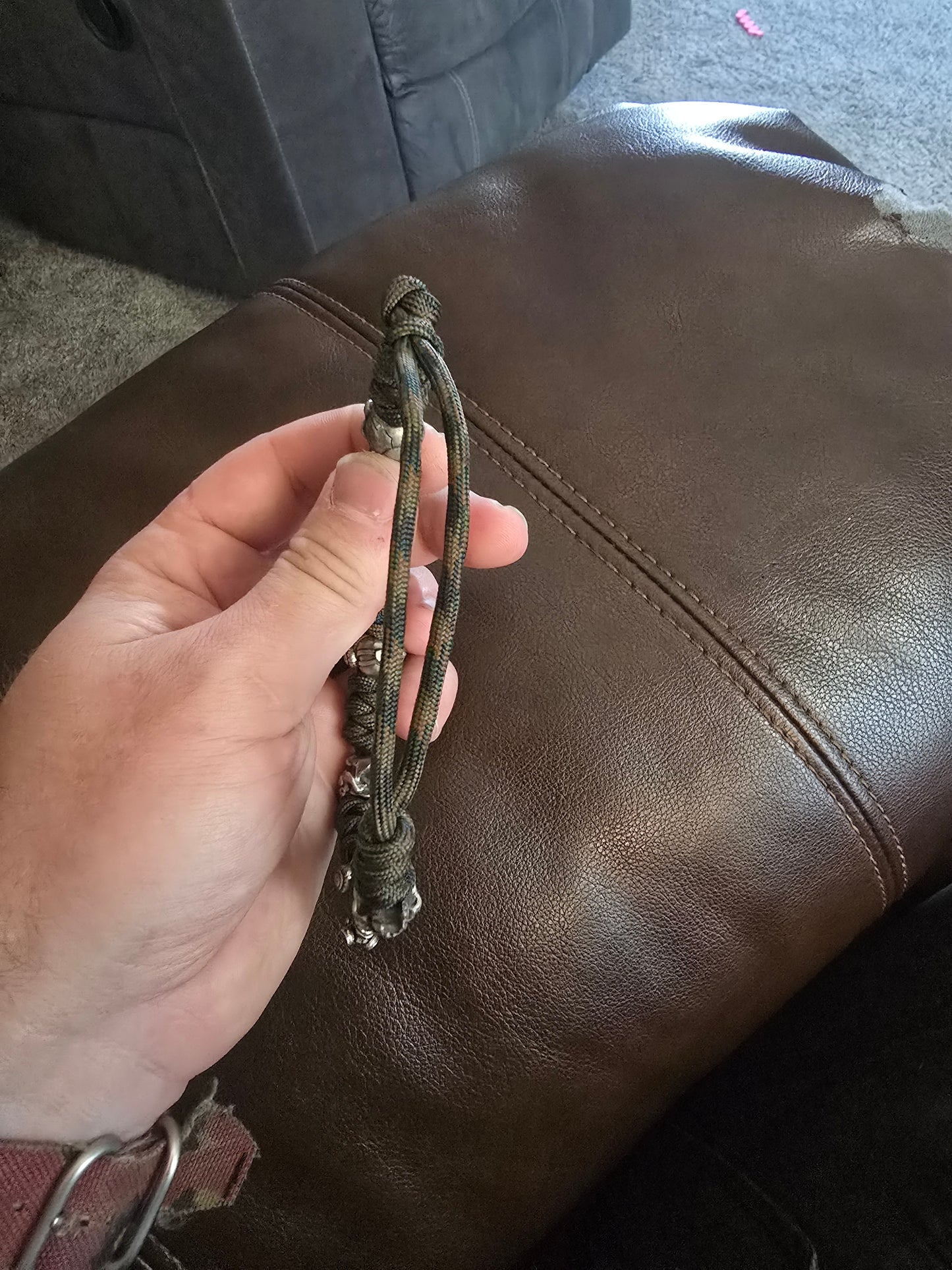 Skullobite totem of skulls: camo snakeknot relic
