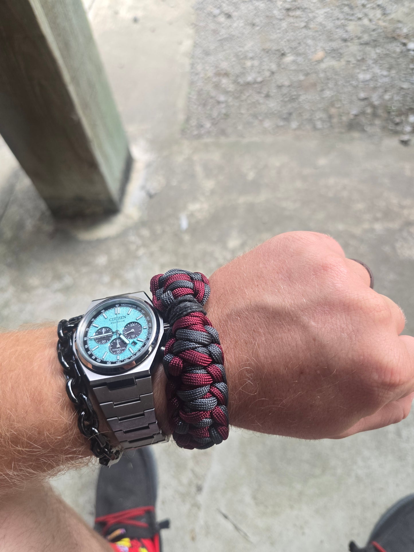 Skullobite threads cobra spine bracelet