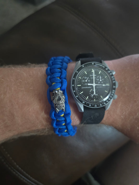 Sabertooth skullobite paracord bracelet