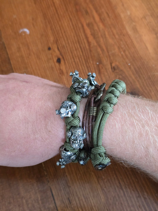 Gas mask Skullobite paracord bracelet